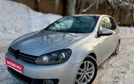 Volkswagen Golf VI, 2011 год, 950 000 рублей, 1 фотография