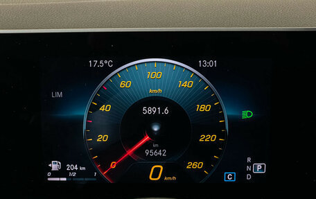 Mercedes-Benz GLB, 2020 год, 3 690 000 рублей, 11 фотография