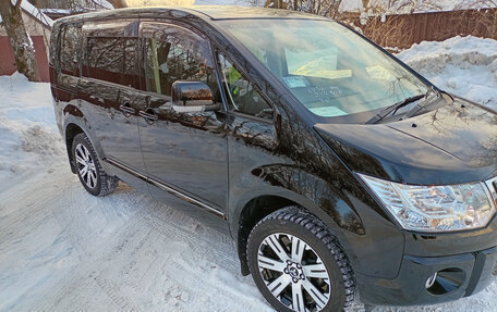 Mitsubishi Delica D:5 I, 2017 год, 3 300 000 рублей, 2 фотография