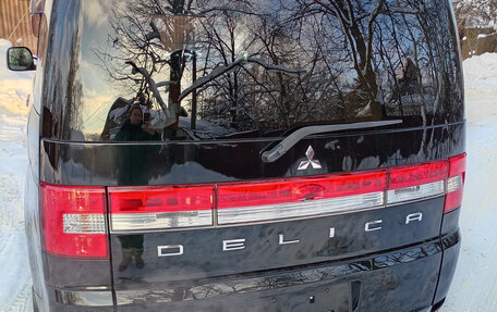 Mitsubishi Delica D:5 I, 2017 год, 3 300 000 рублей, 3 фотография