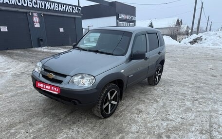 Chevrolet Niva I рестайлинг, 2016 год, 890 000 рублей, 2 фотография