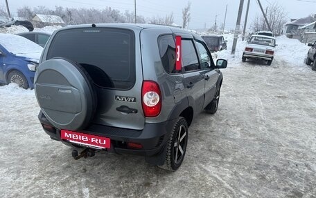 Chevrolet Niva I рестайлинг, 2016 год, 890 000 рублей, 5 фотография