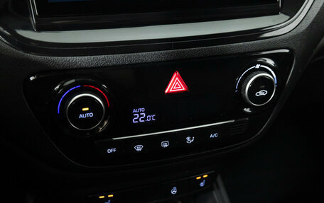 Hyundai Solaris II рестайлинг, 2020 год, 1 399 700 рублей, 15 фотография