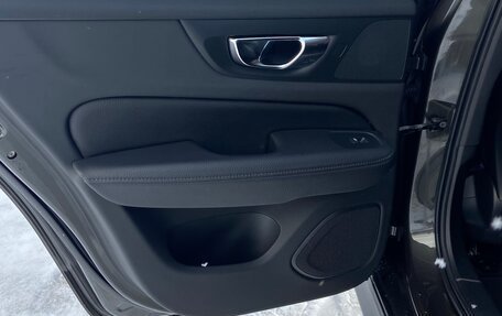 Volvo V60 Cross Country II, 2019 год, 3 600 000 рублей, 12 фотография