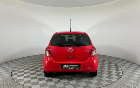 Toyota Yaris III рестайлинг, 2008 год, 437 000 рублей, 7 фотография