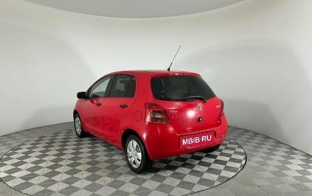 Toyota Yaris III рестайлинг, 2008 год, 437 000 рублей, 8 фотография