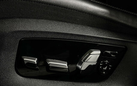 BMW 7 серия, 2019 год, 5 997 000 рублей, 19 фотография