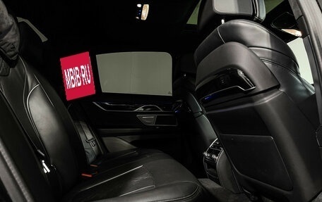 BMW 7 серия, 2019 год, 5 997 000 рублей, 15 фотография