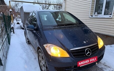 Mercedes-Benz A-Класс, 2012 год, 750 000 рублей, 3 фотография