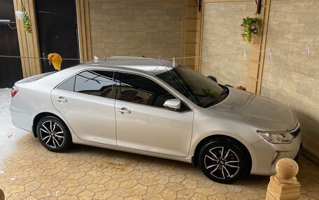 Toyota Camry, 2016 год, 2 050 000 рублей, 2 фотография