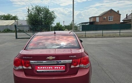 Chevrolet Cruze II, 2010 год, 660 000 рублей, 2 фотография