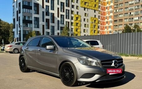 Mercedes-Benz A-Класс, 2013 год, 1 550 000 рублей, 2 фотография