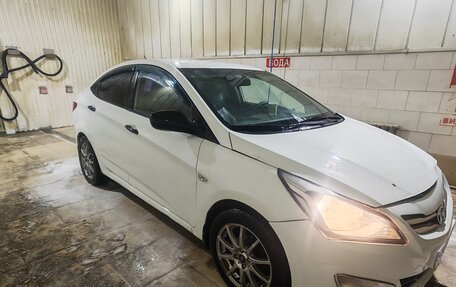 Hyundai Solaris II рестайлинг, 2014 год, 600 000 рублей, 2 фотография