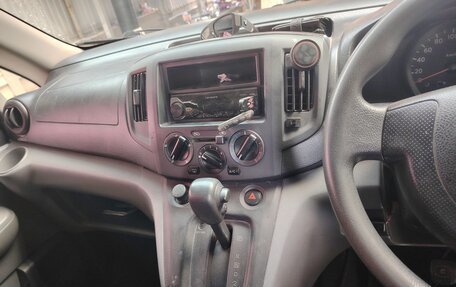 Nissan NV200, 2016 год, 1 370 000 рублей, 3 фотография