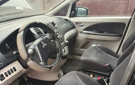 Mitsubishi Grandis, 2005 год, 570 000 рублей, 6 фотография