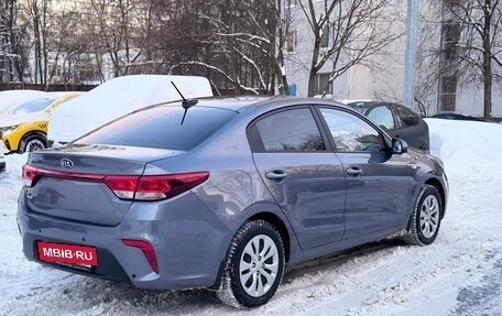 KIA Rio IV, 2018 год, 1 650 000 рублей, 2 фотография