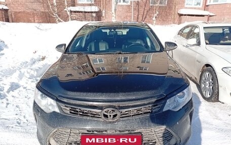 Toyota Camry, 2017 год, 2 400 000 рублей, 7 фотография