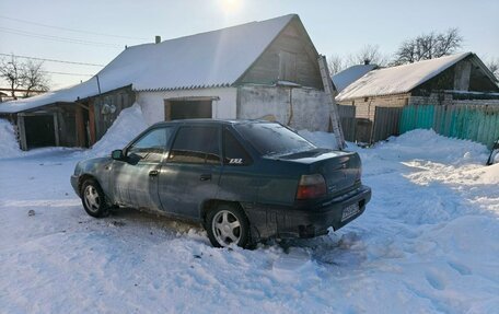 Daewoo Nexia I рестайлинг, 2001 год, 120 000 рублей, 4 фотография