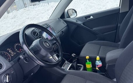 Volkswagen Tiguan I, 2012 год, 870 000 рублей, 13 фотография