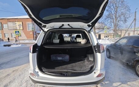 Toyota RAV4, 2019 год, 2 999 999 рублей, 5 фотография