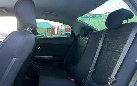 KIA Rio III рестайлинг, 2016 год, 899 000 рублей, 27 фотография