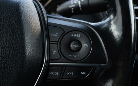 Toyota Camry, 2018 год, 2 310 000 рублей, 23 фотография