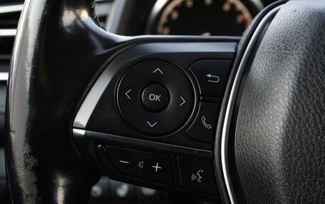 Toyota Camry, 2018 год, 2 310 000 рублей, 22 фотография