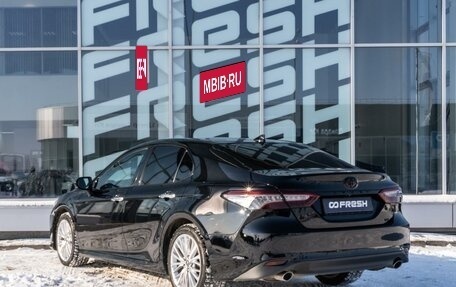 Toyota Camry, 2018 год, 2 310 000 рублей, 2 фотография