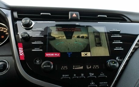 Toyota Camry, 2018 год, 2 310 000 рублей, 26 фотография