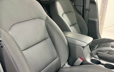 Hyundai Elantra VI рестайлинг, 2018 год, 1 575 000 рублей, 12 фотография