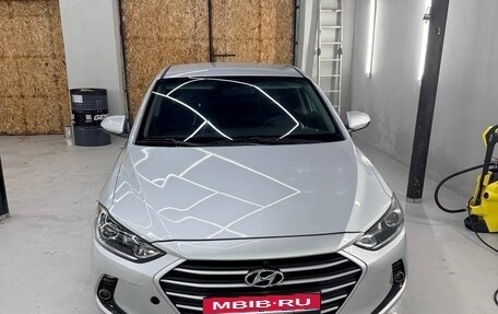 Hyundai Elantra VI рестайлинг, 2018 год, 1 575 000 рублей, 14 фотография
