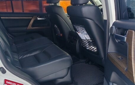 Toyota Land Cruiser 200, 2015 год, 5 700 000 рублей, 13 фотография