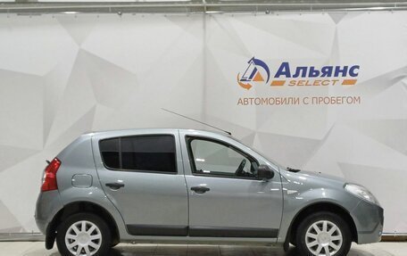Renault Sandero I, 2012 год, 470 000 рублей, 2 фотография