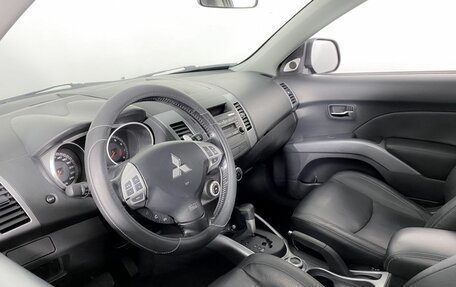 Mitsubishi Outlander III рестайлинг 3, 2007 год, 869 000 рублей, 14 фотография