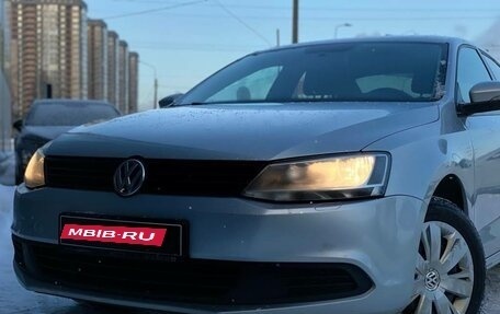 Volkswagen Jetta VI, 2012 год, 898 600 рублей, 21 фотография