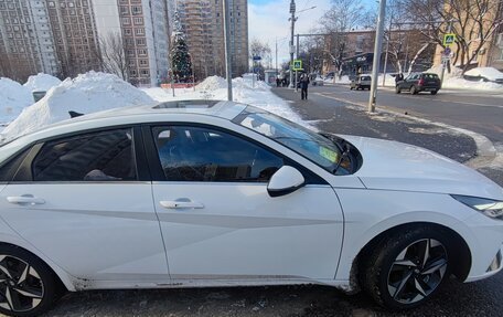 Hyundai Elantra, 2021 год, 2 100 000 рублей, 3 фотография