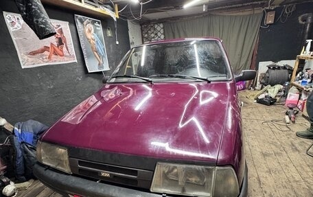 ИЖ 2126 «Ода», 2002 год, 39 000 рублей, 2 фотография