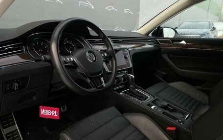 Volkswagen Passat B8 рестайлинг, 2019 год, 2 455 900 рублей, 5 фотография