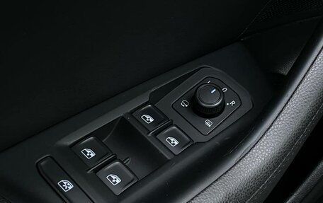 Volkswagen Passat B8 рестайлинг, 2019 год, 2 455 900 рублей, 21 фотография