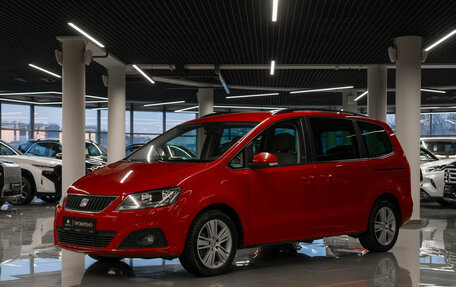 SEAT Alhambra II рестайлинг, 2014 год, 1 540 000 рублей, 1 фотография
