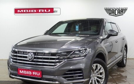 Volkswagen Touareg III, 2018 год, 4 390 000 рублей, 1 фотография