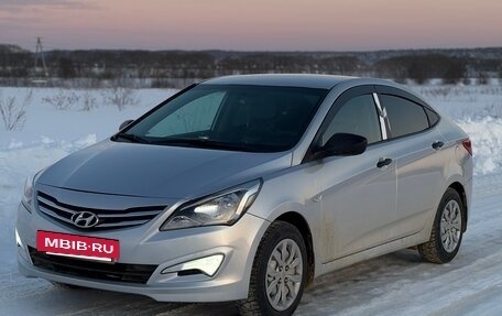 Hyundai Solaris II рестайлинг, 2014 год, 975 000 рублей, 2 фотография