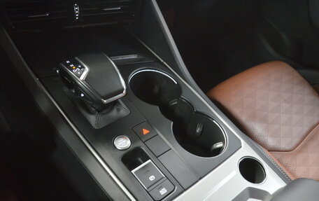 Volkswagen Touareg III, 2018 год, 4 390 000 рублей, 18 фотография