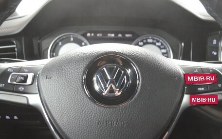 Volkswagen Touareg III, 2018 год, 4 390 000 рублей, 20 фотография