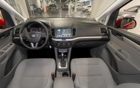 SEAT Alhambra II рестайлинг, 2014 год, 1 540 000 рублей, 8 фотография