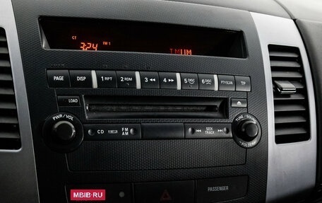 Mitsubishi Outlander III рестайлинг 3, 2010 год, 1 099 000 рублей, 17 фотография