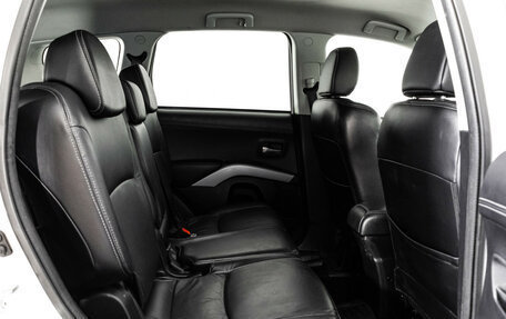 Mitsubishi Outlander III рестайлинг 3, 2010 год, 1 099 000 рублей, 19 фотография