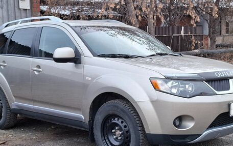 Mitsubishi Outlander III рестайлинг 3, 2007 год, 1 250 000 рублей, 8 фотография