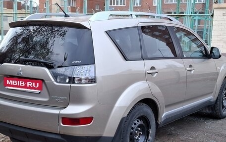 Mitsubishi Outlander III рестайлинг 3, 2007 год, 1 250 000 рублей, 6 фотография