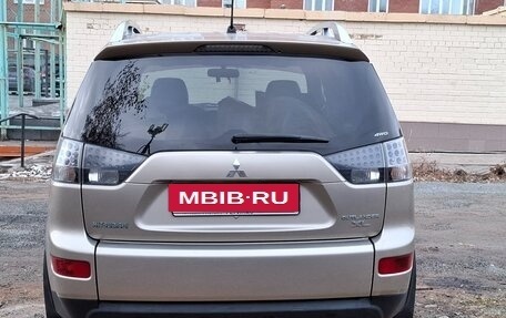 Mitsubishi Outlander III рестайлинг 3, 2007 год, 1 250 000 рублей, 5 фотография
